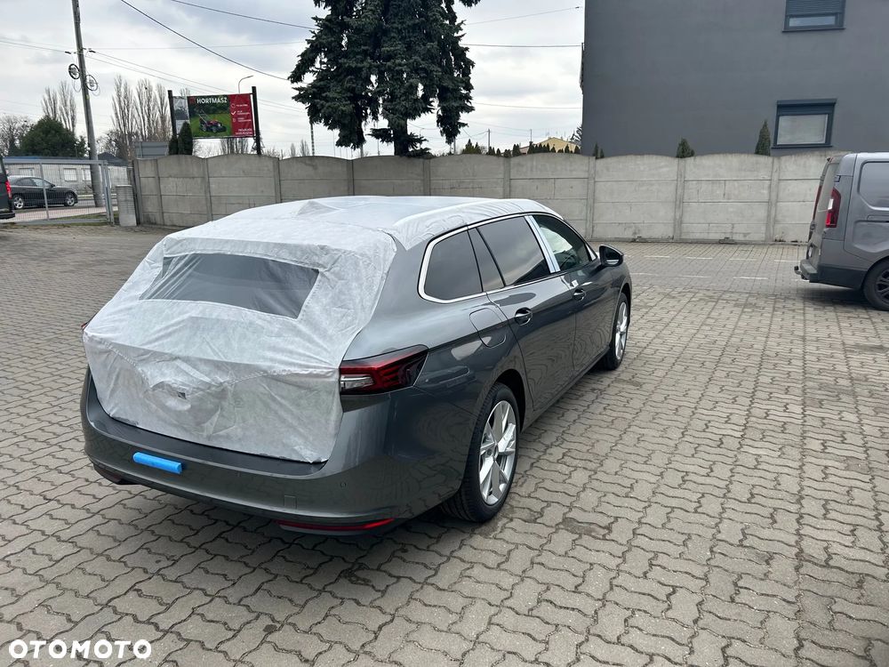 Skoda Superb 2.0 TDI SCR Drive DSG - 5