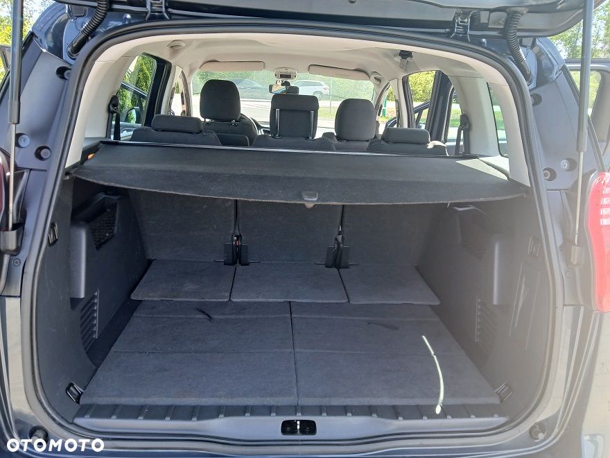 Peugeot 5008 1.6 Active - 11