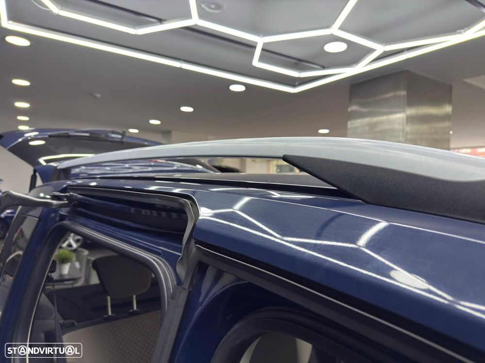 Ford Tourneo Courier 1.0 EcoBoost Titanium - 8