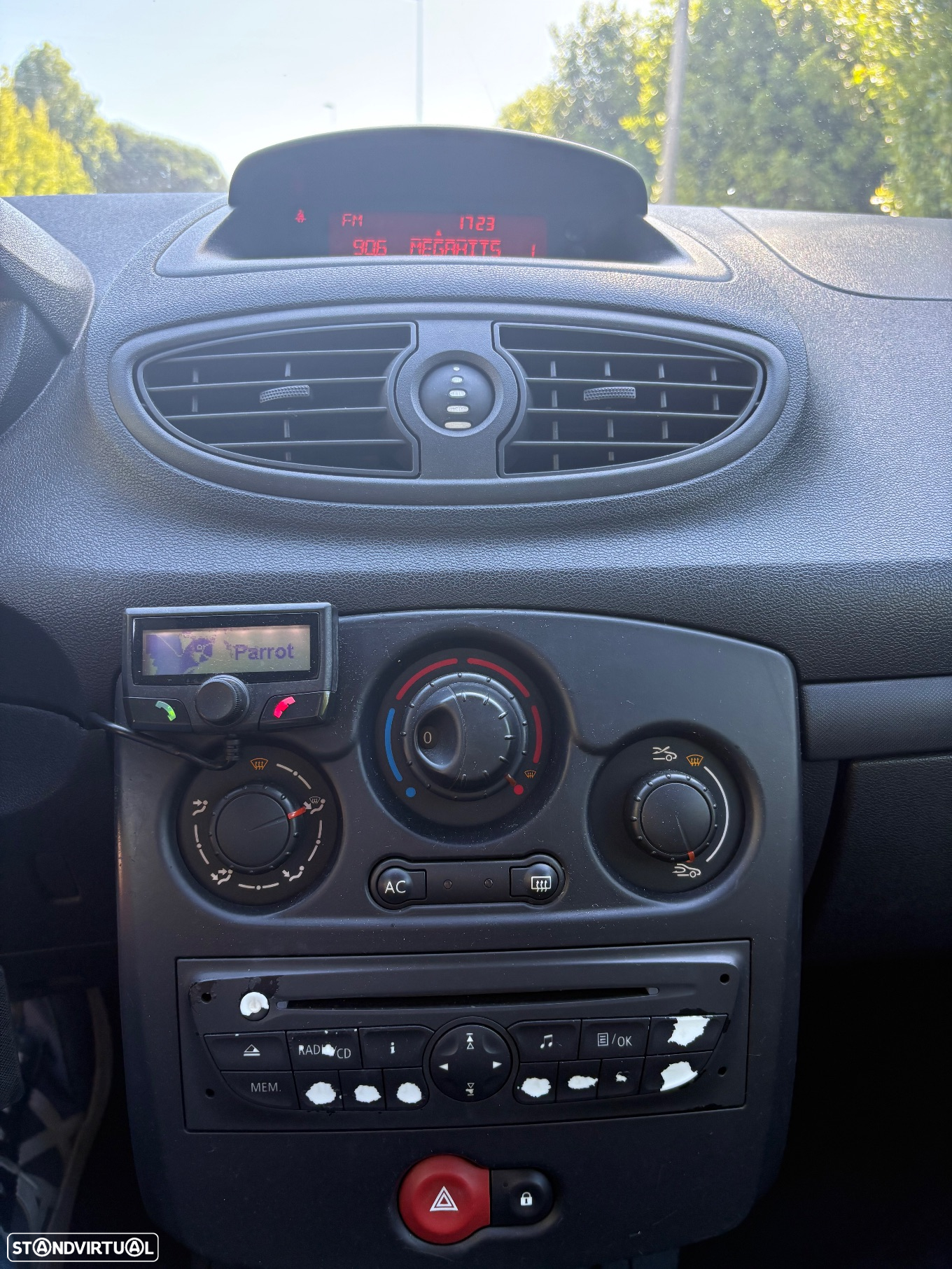 Renault Clio - 10