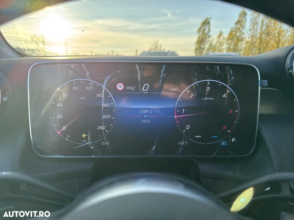 Mercedes-Benz GLC 220 d 4MATIC MHEV - 11