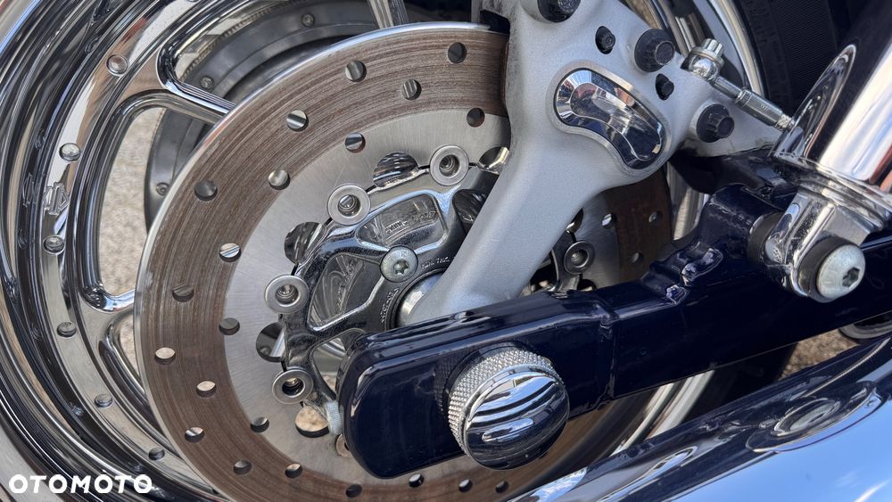 Harley-Davidson Dyna - 21