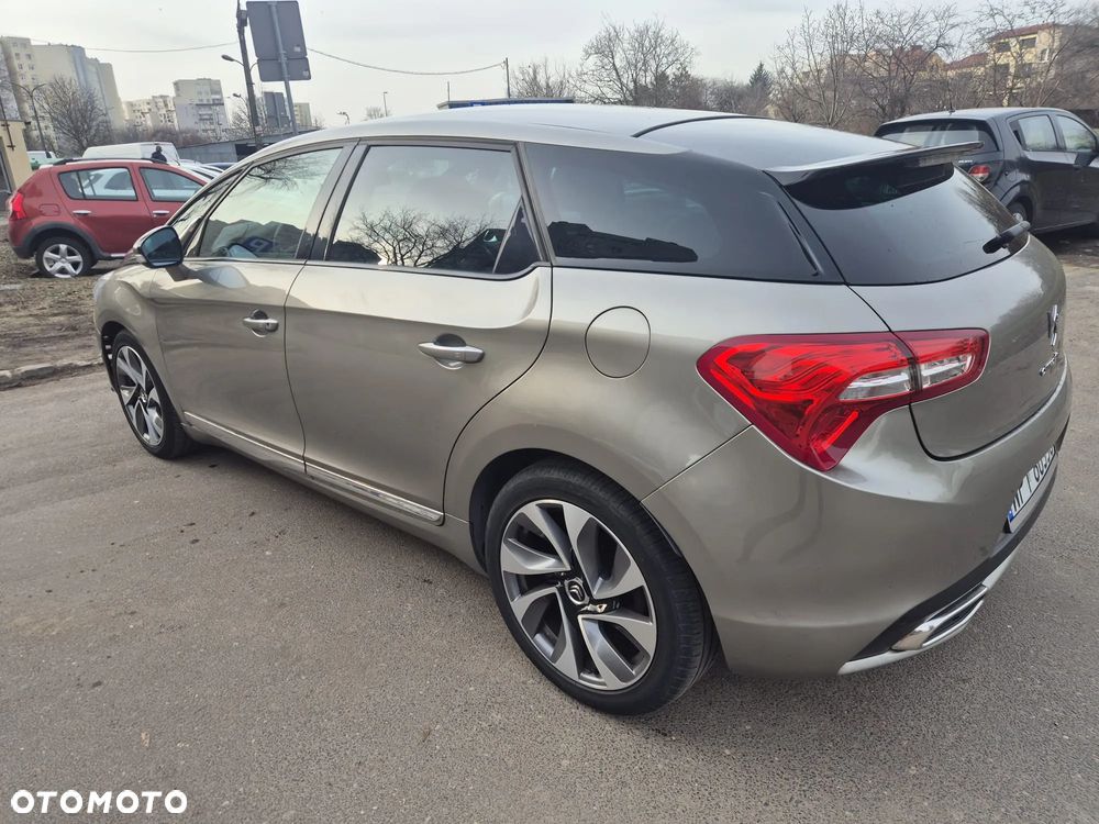 Citroën DS5 1.6 THP SoChic - 7