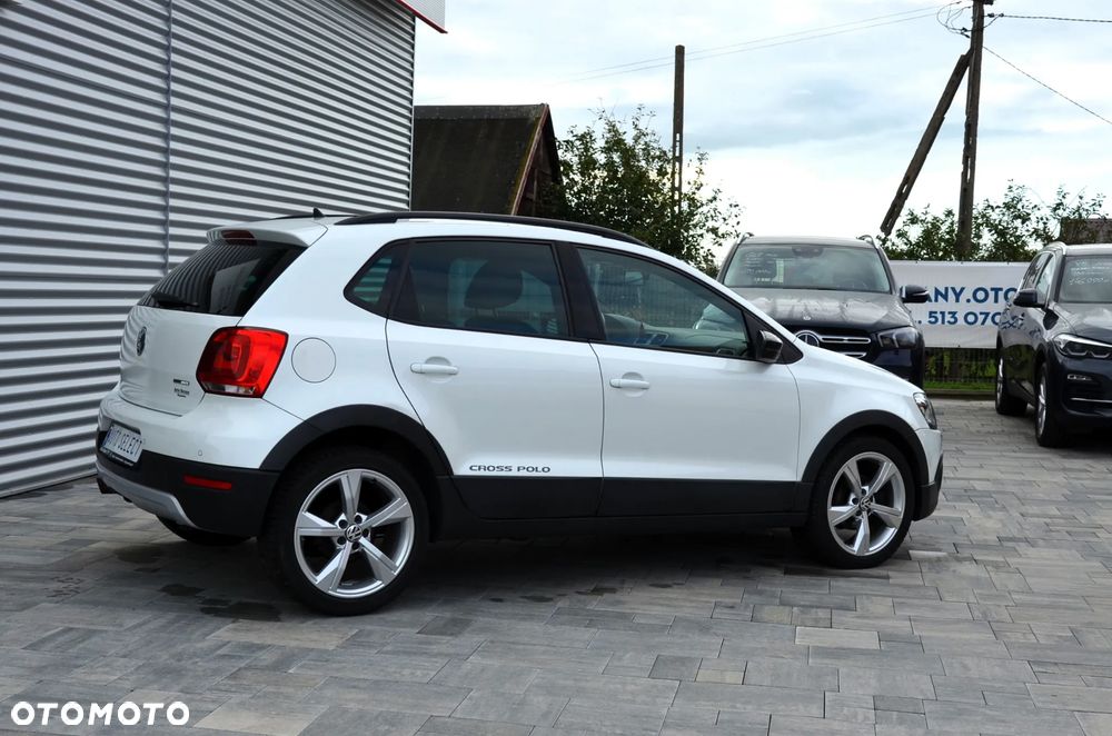 Volkswagen Polo Cross 1.6 TDI DPF DSG - 4