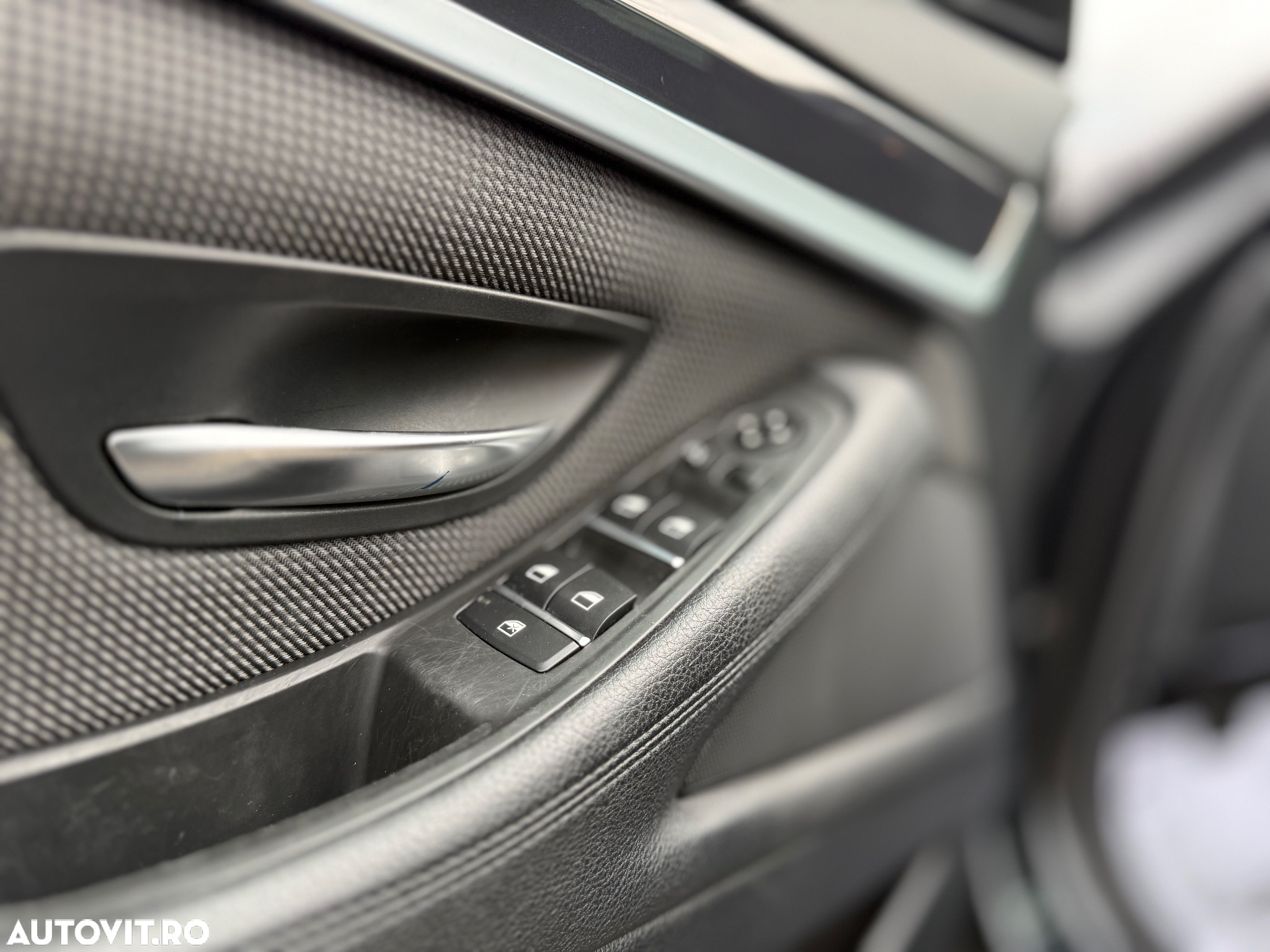BMW Seria 5 520d Sport-Aut. BluePerformance - 13