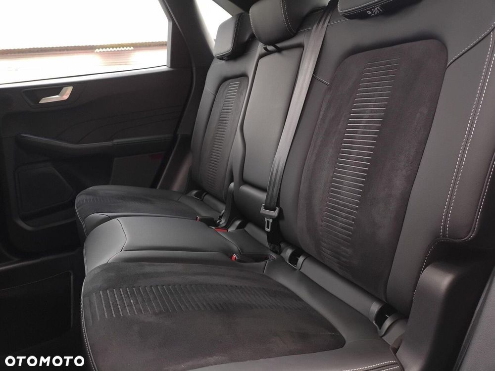 Ford Kuga 2.5P PHEV FWD Active X eCVT - 34