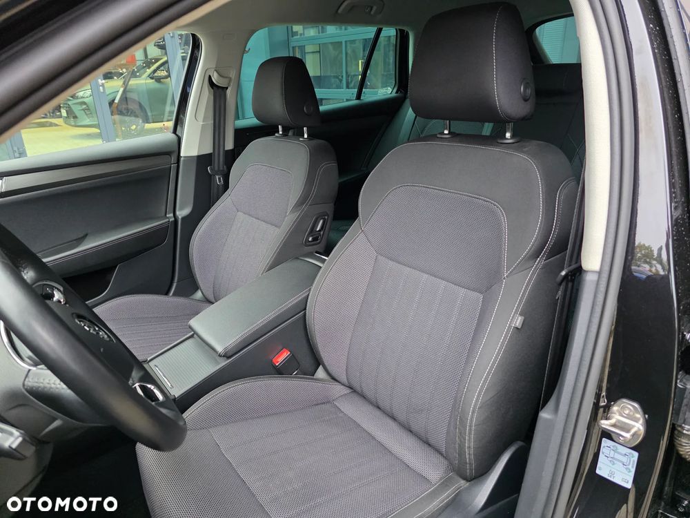 Skoda Superb 2.0 TSI Style DSG - 13