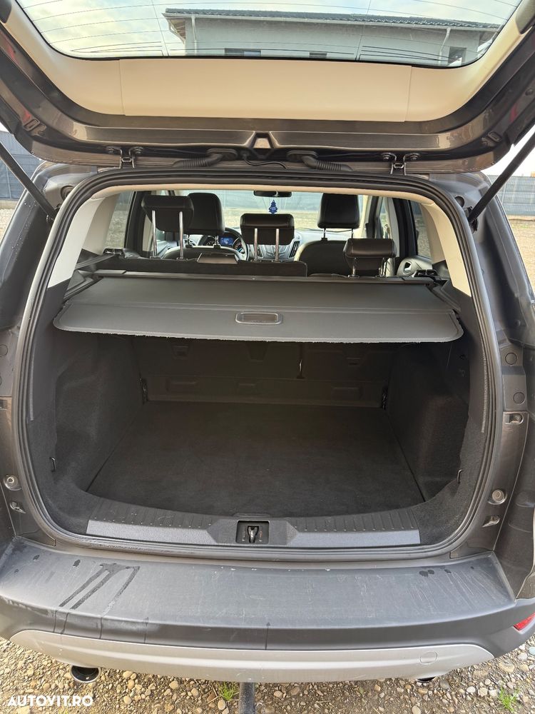 Ford Kuga 1.5 EcoBoost 2x4 Business Edition - 9