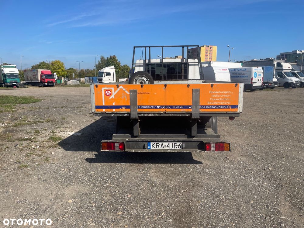 Renault Trafic - 10