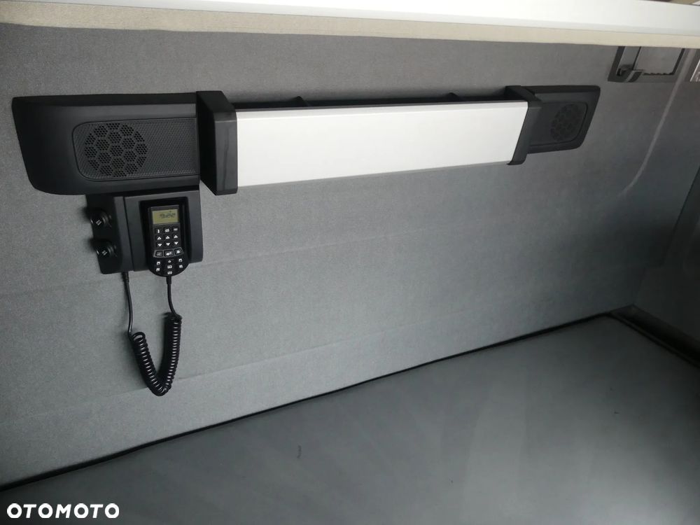 Renault T440 6x2 / FIRANKA 8.10m / EURO 6 / KLIMATYZACJA POSTOJOWA / - 30