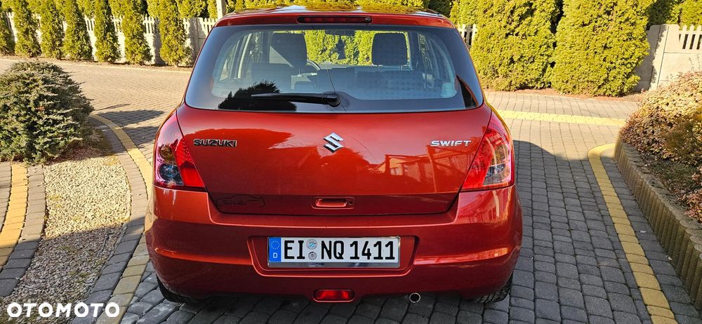 Suzuki Swift 1.3 Limited 25 - 27