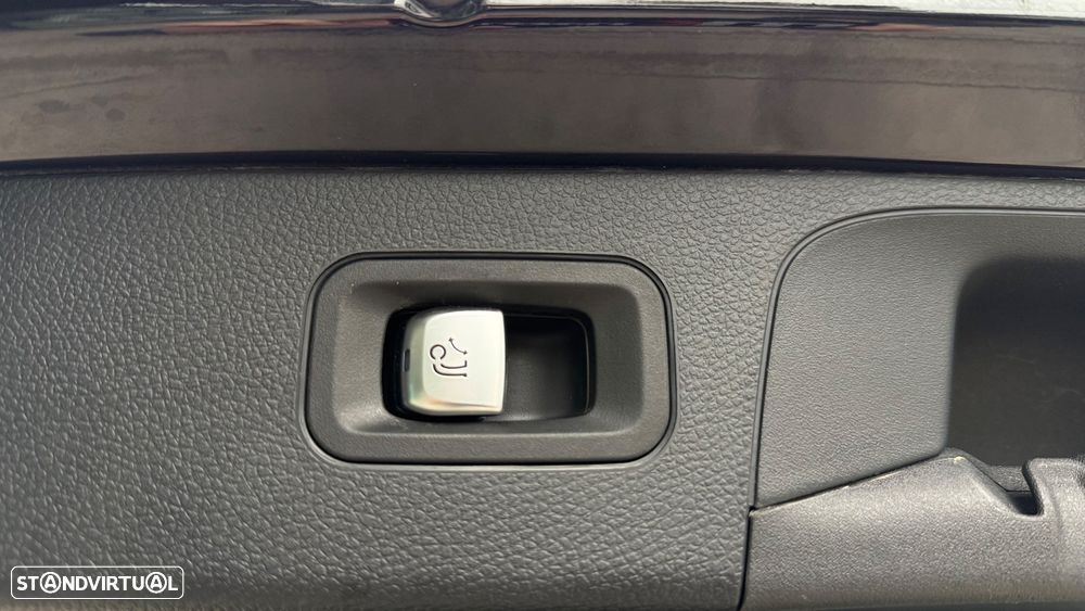 Mercedes-Benz GLC 300 de 4Matic 9G-TRONIC AMG Line Plus - 29