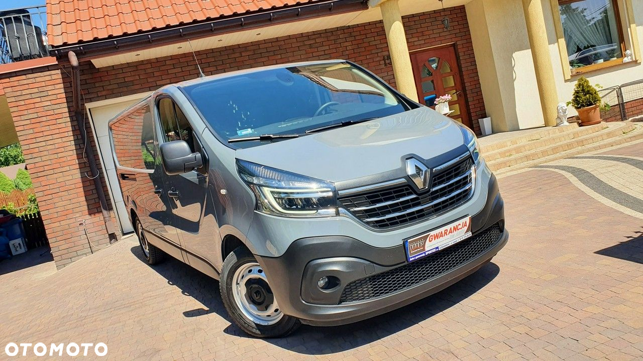 Renault Trafic - 16