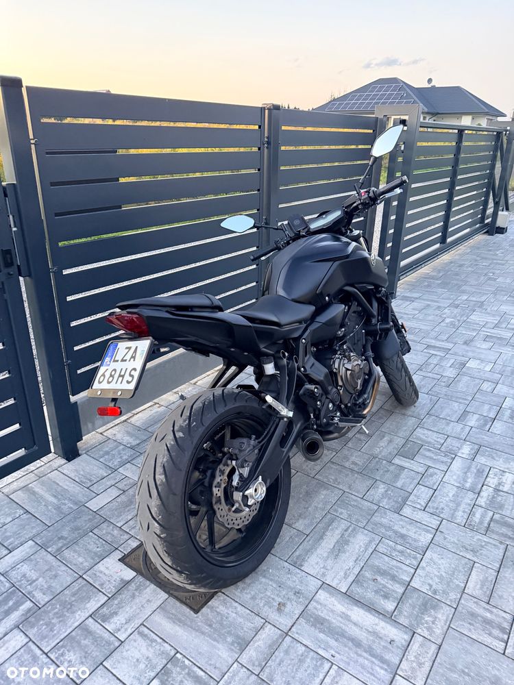 Yamaha MT - 2