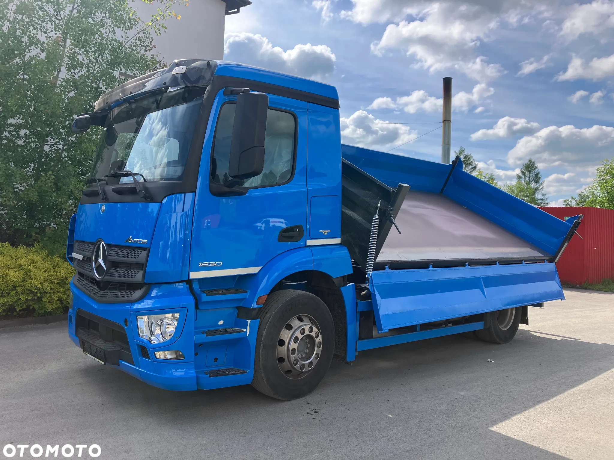 Mercedes-Benz ANTOS 1830 solidny kiper wywrotka blokada mostu - 7