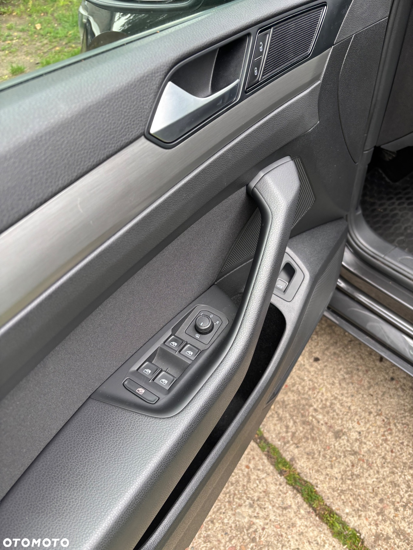 Volkswagen Passat 1.5 TSI EVO Business - 10