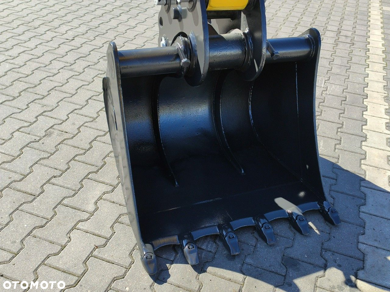 New Holland E90B SR -2 Gąsienicowa 10ton - 29