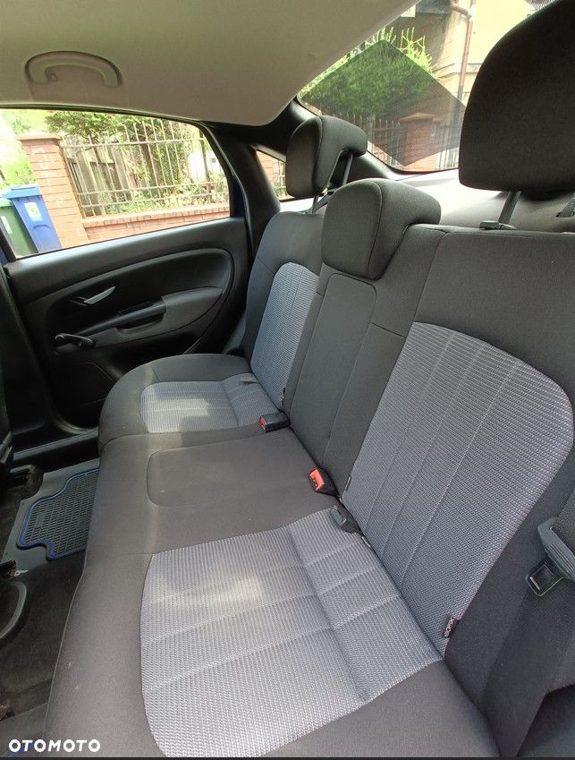 Fiat Linea 1.4 Dynamic - 17