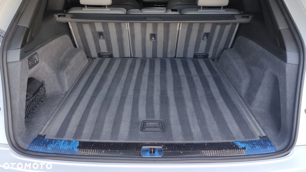 Audi SQ7 4.0 TDI Quattro Tiptronic - 9