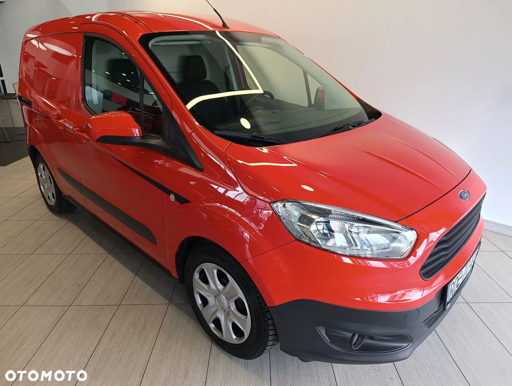 Ford Transit Courier - 2