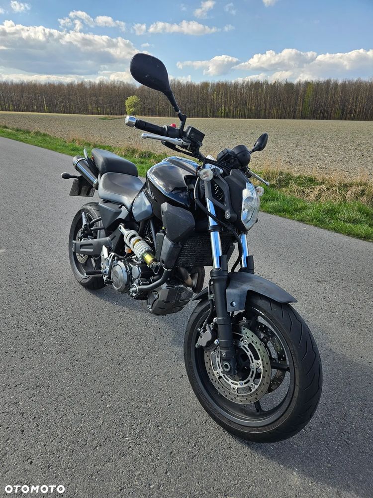 Yamaha MT - 1