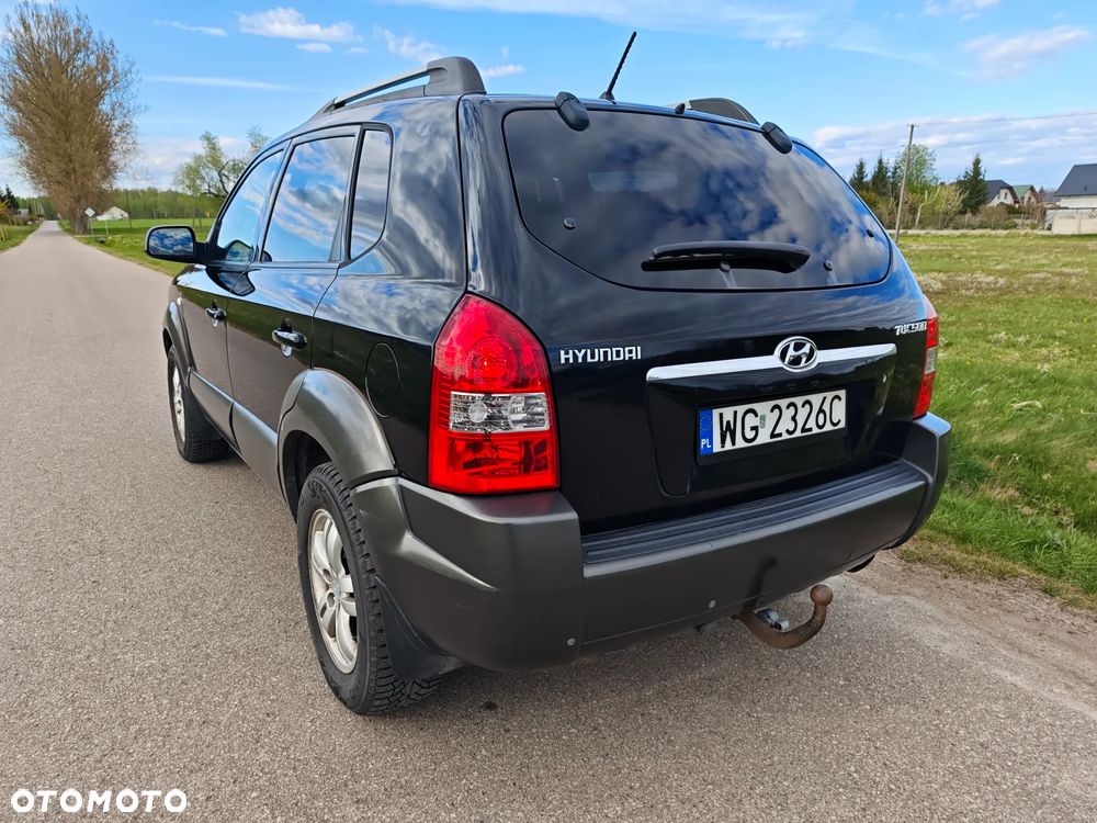 Hyundai Tucson 2.0 Comfort 2WD - 3