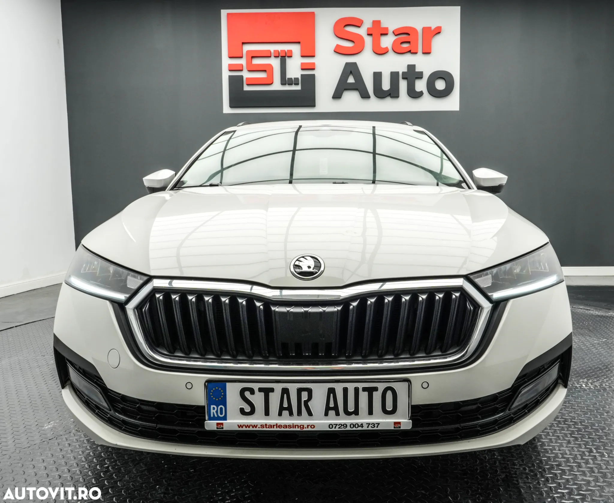 Skoda Octavia Combi 2.0 TDI Style - 2