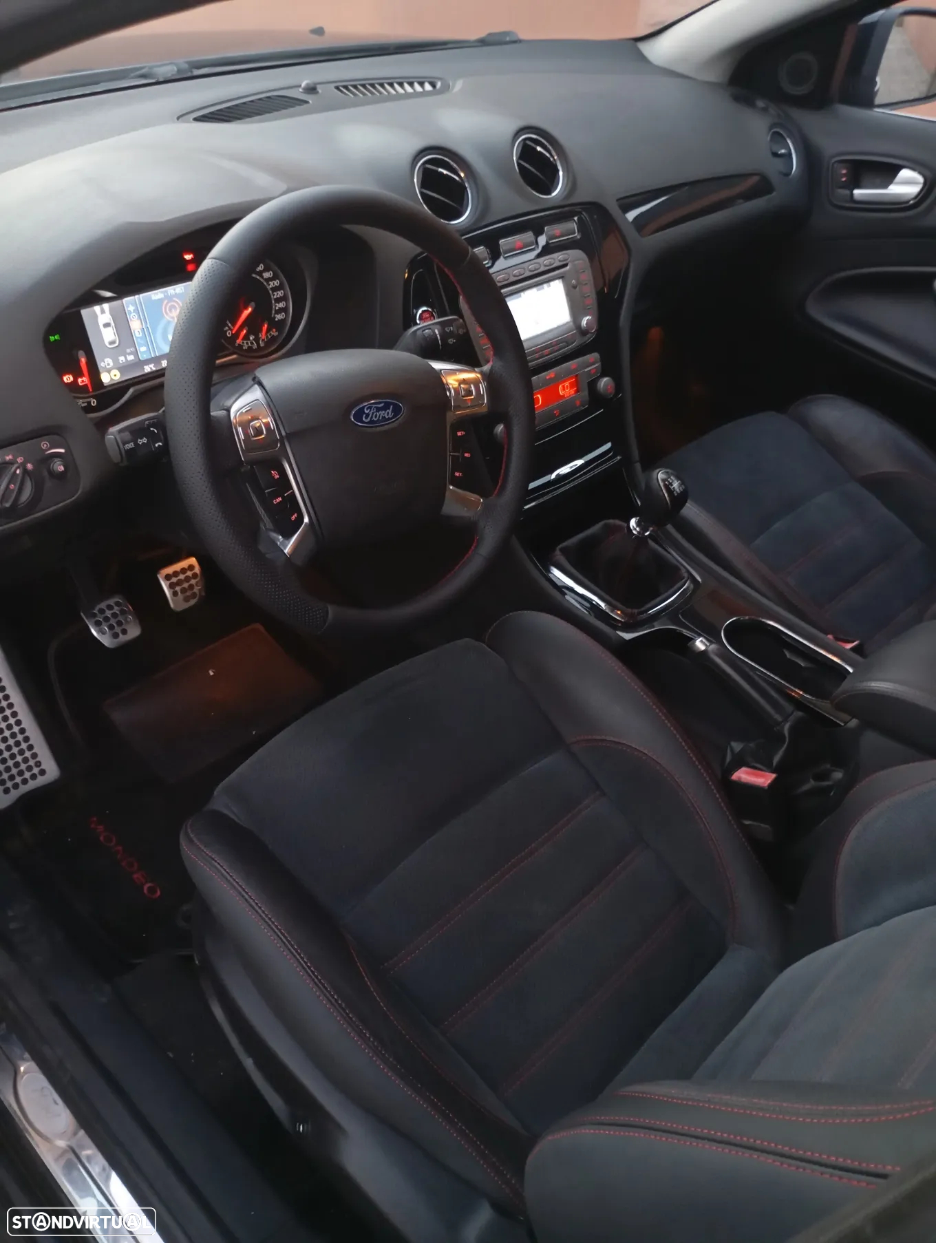Ford Mondeo SW 2.2 TDCi Titanium S - 14