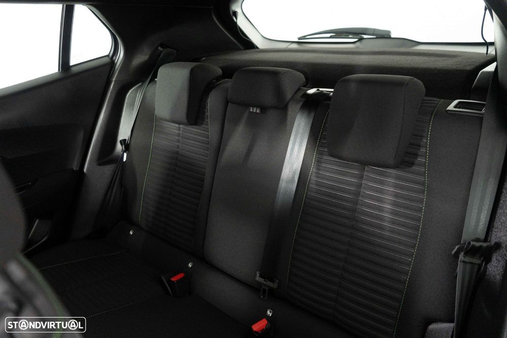 Peugeot 2008 1.2 PureTech Active Pack - 11