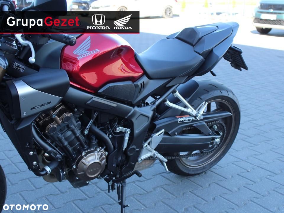 Honda CB - 11
