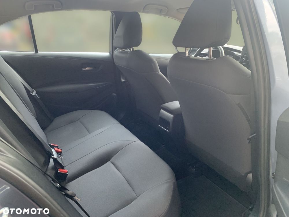 Toyota Corolla 1.6 Active EU6 - 11