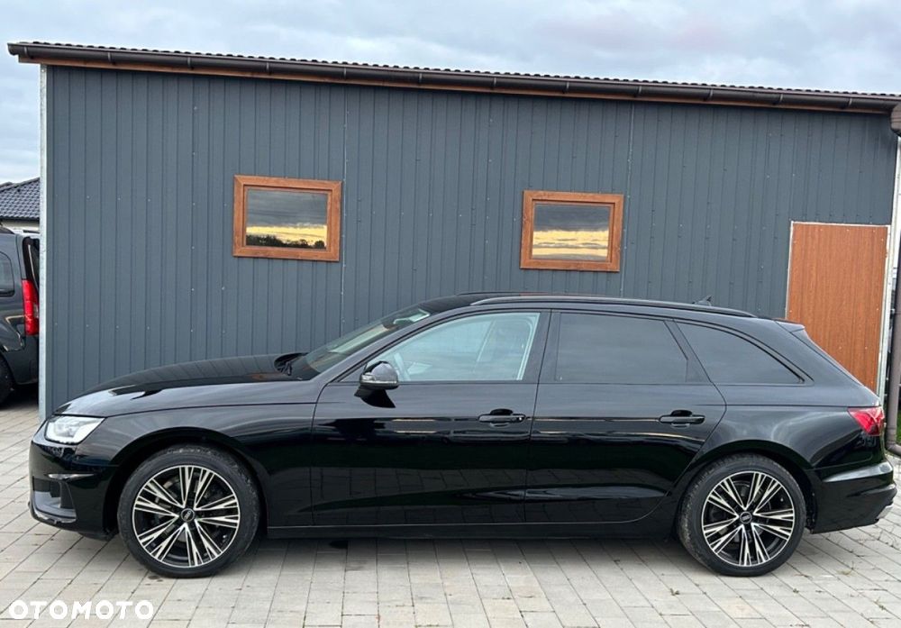 Audi A4 Avant - 1
