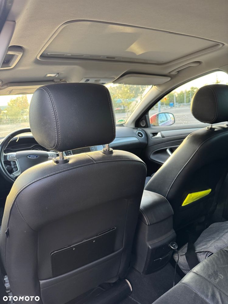 Ford Mondeo 2.2 TDCi Titanium - 30