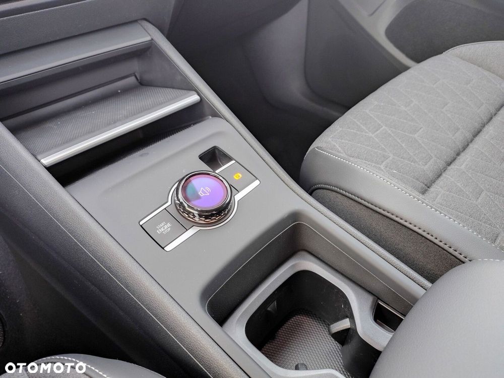 Volkswagen Tiguan - 22