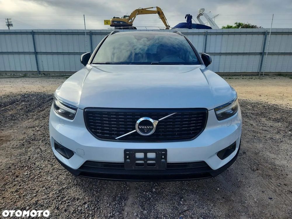 Volvo XC 40 T5 AWD Inscription - 1
