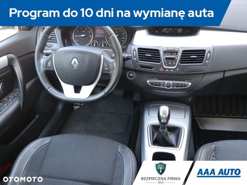 Renault Laguna - 8