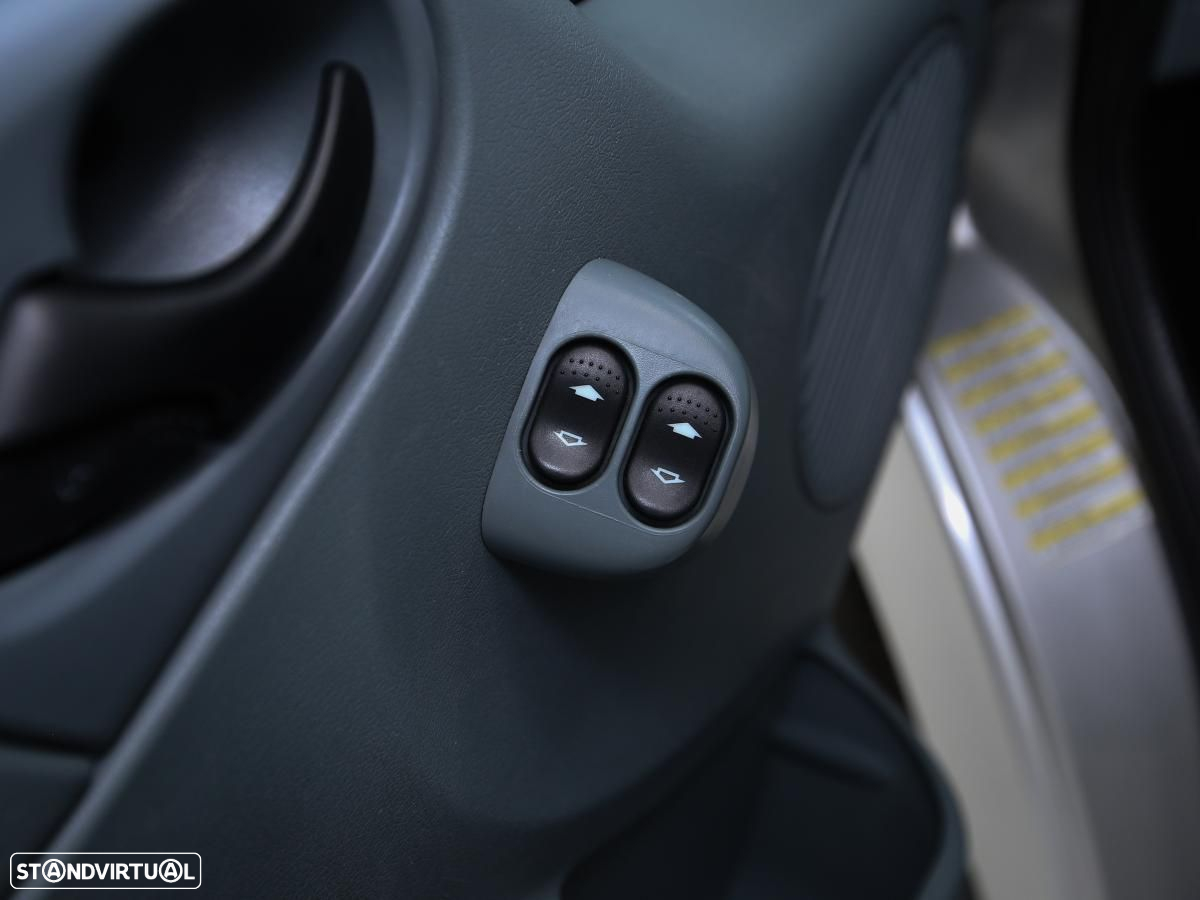Ford Transit - 13