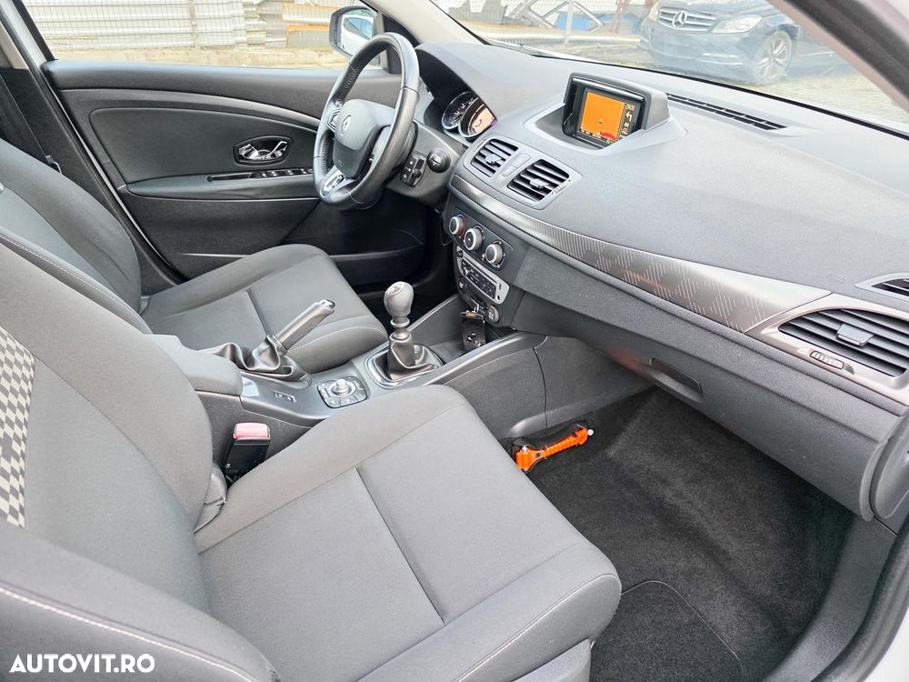 Renault Megane dCi 110 FAP Paris Business - 21