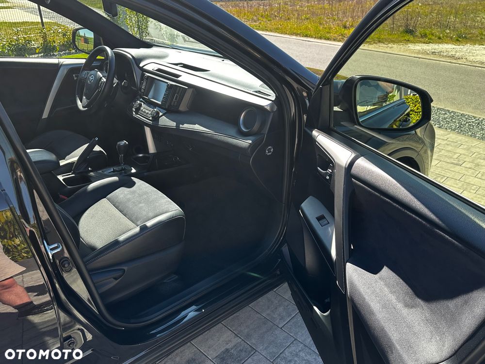Toyota RAV4 2.0 Premium 4x4 MS - 23