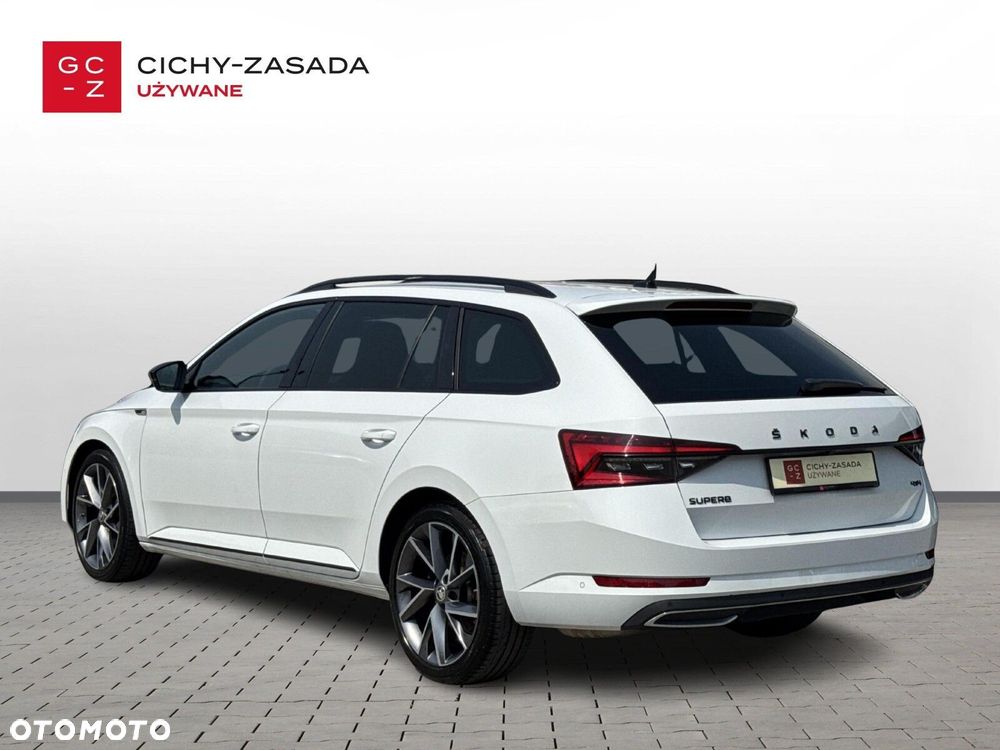 Skoda Superb 2.0 TDI SCR 4x4 Sportline DSG - 3
