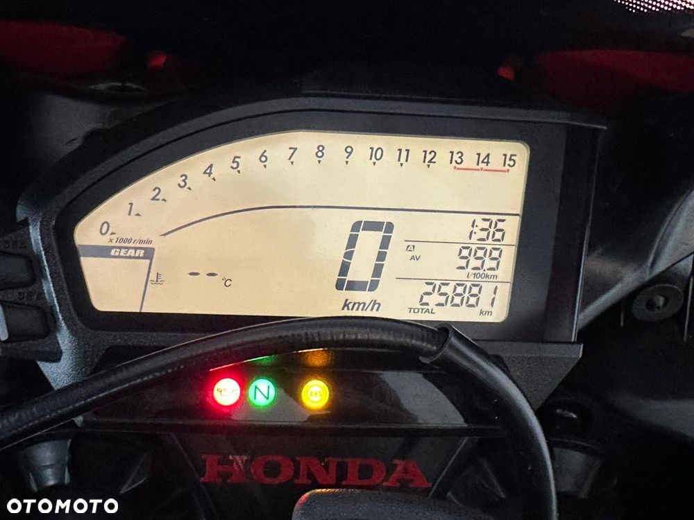 Honda CBR - 29