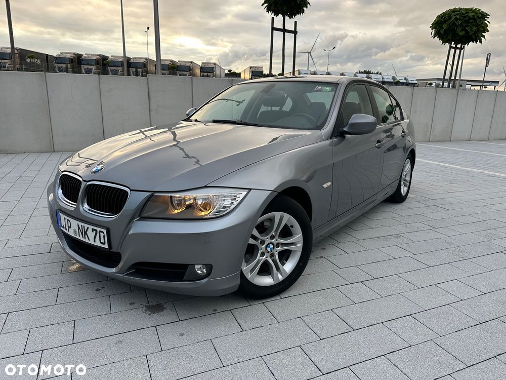 BMW Seria 3 320d DPF - 1