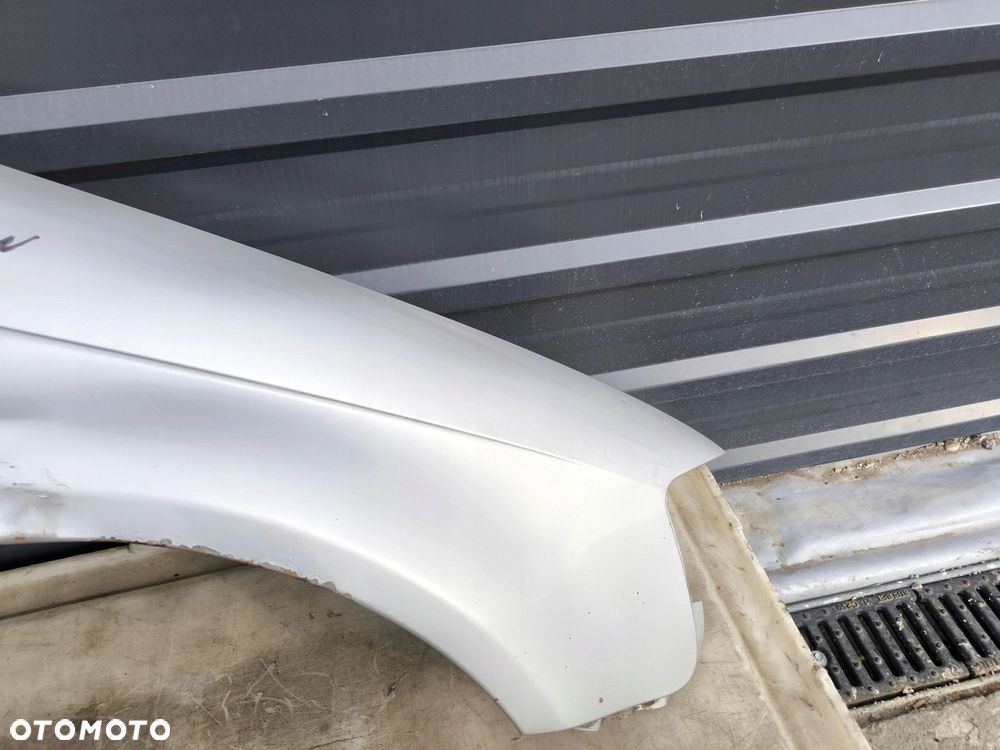 BŁOTNIK PRAWY PRZÓD AUDI A3 8P 2003-2008 ORYGINAŁ ! - 2