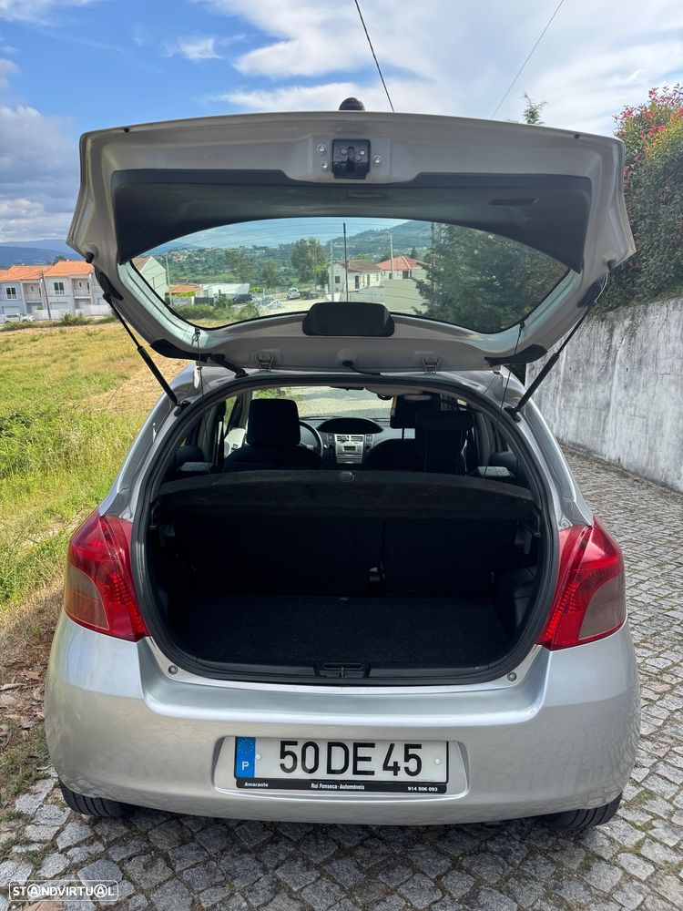 Toyota Yaris 1.0 VVT-i Motion - 10