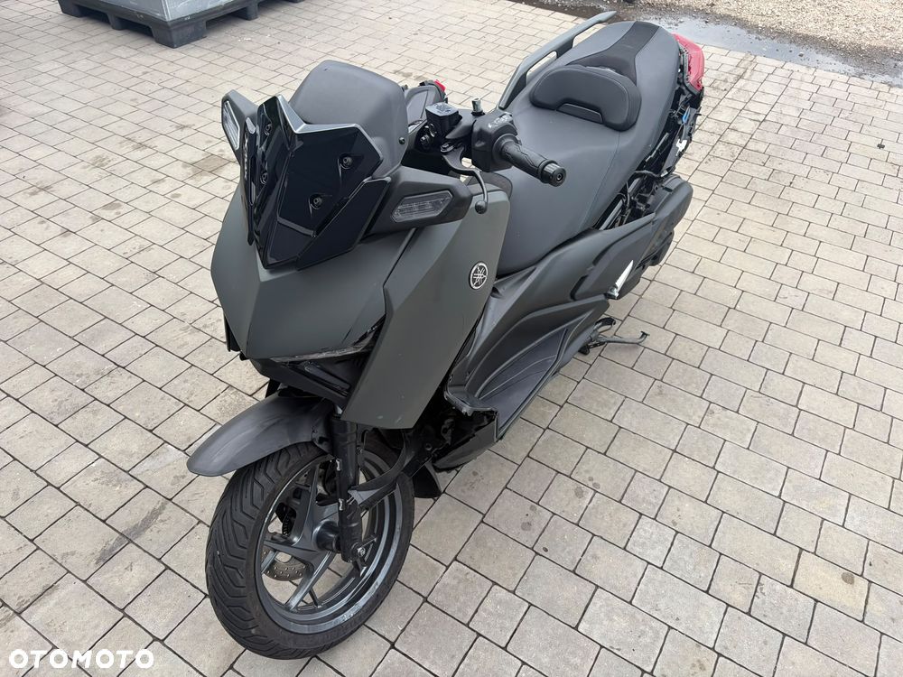 Yamaha X-max - 8