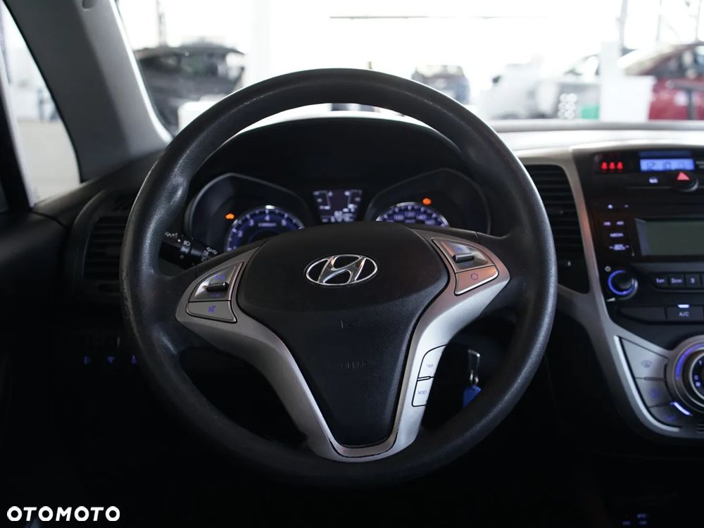Hyundai ix20 - 22