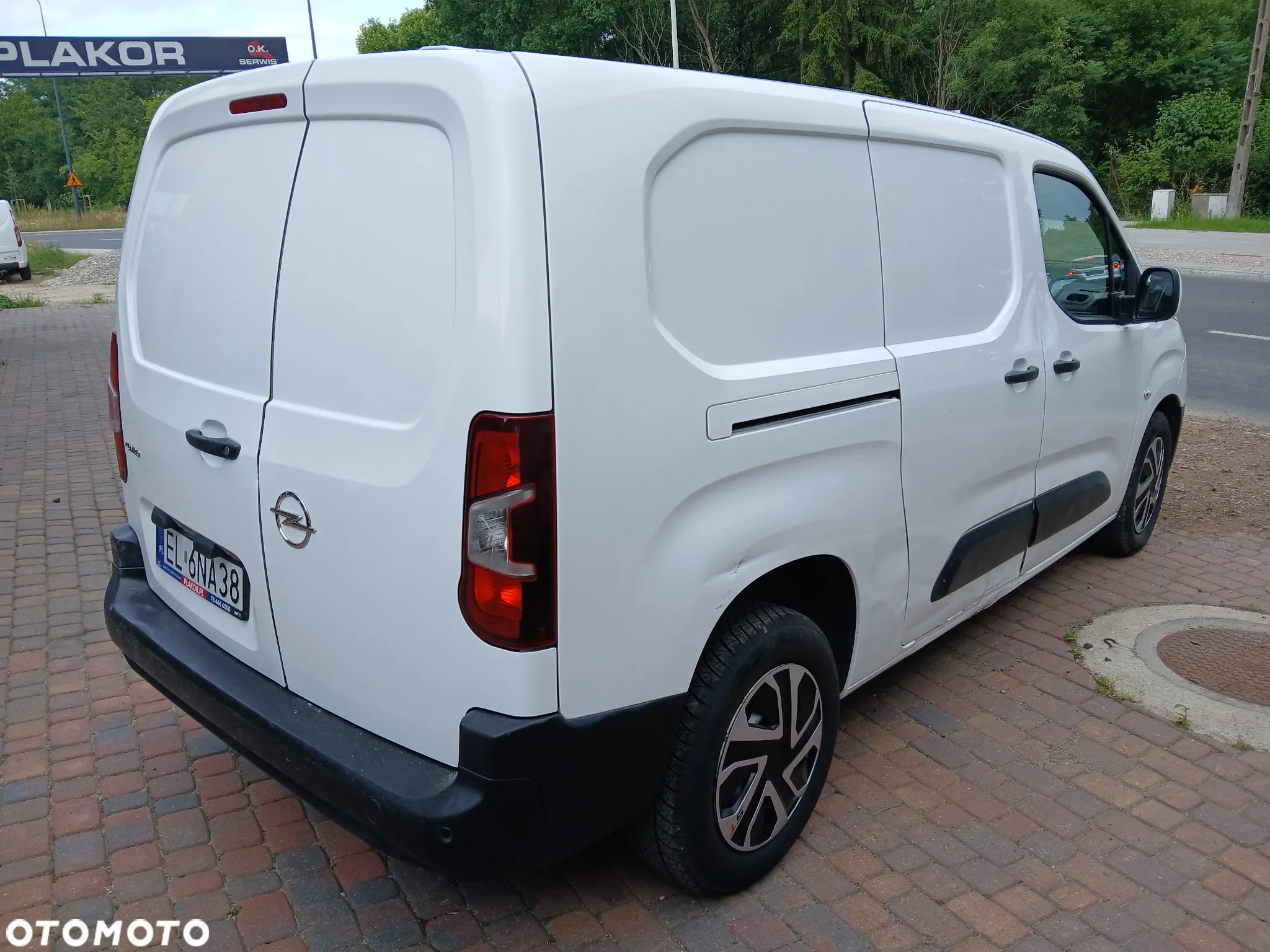 Opel Combo - 16