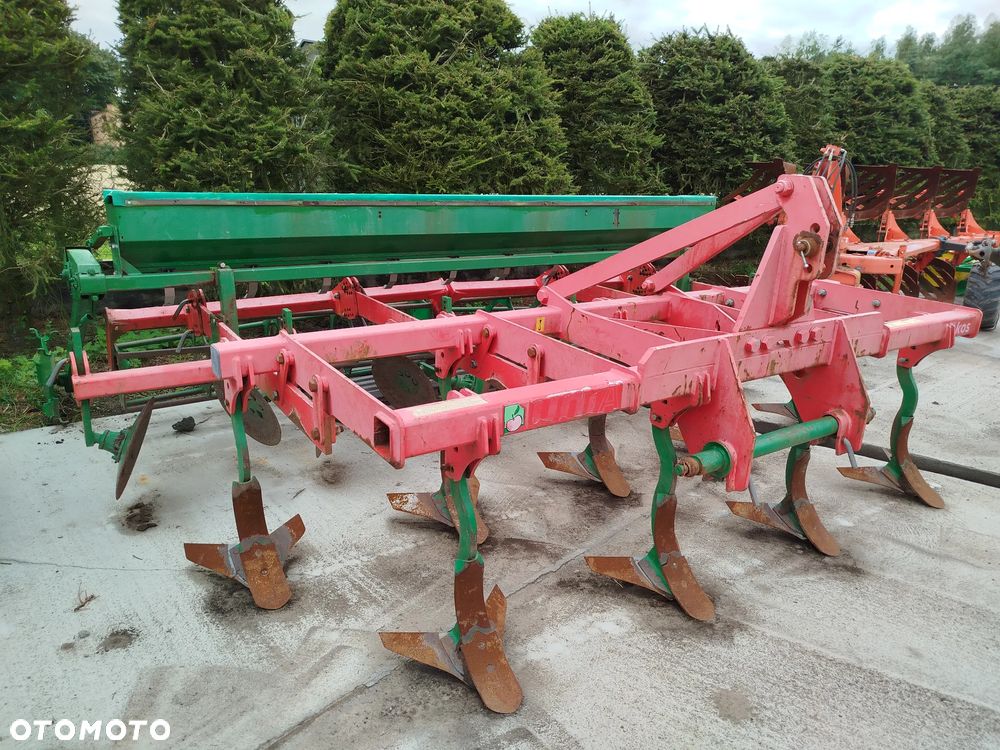 Unia KOS 3,7m z siewnikiem - 1