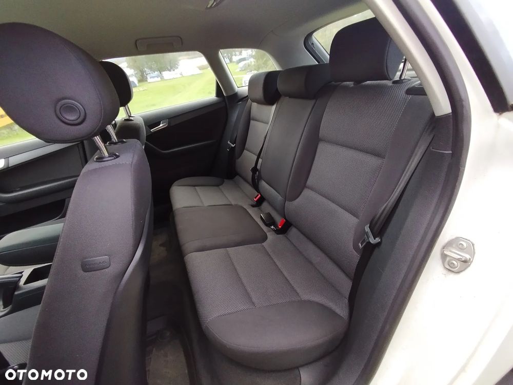 Audi A3 Sportback 1.6 TDI Ambiente - 12