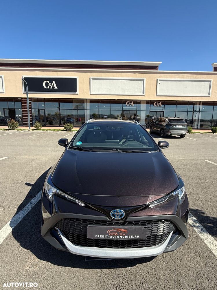 Toyota Corolla 2.0 Hybrid Touring Sports Trek - 2